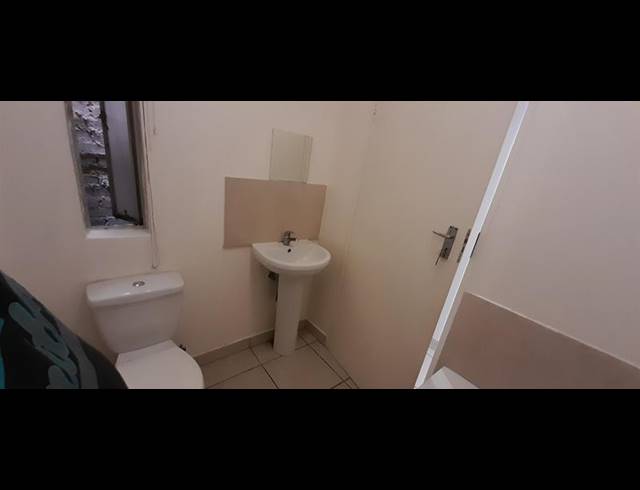 2 BEDROOM APARTMENT FOR SALE IN BUCCLEUCH